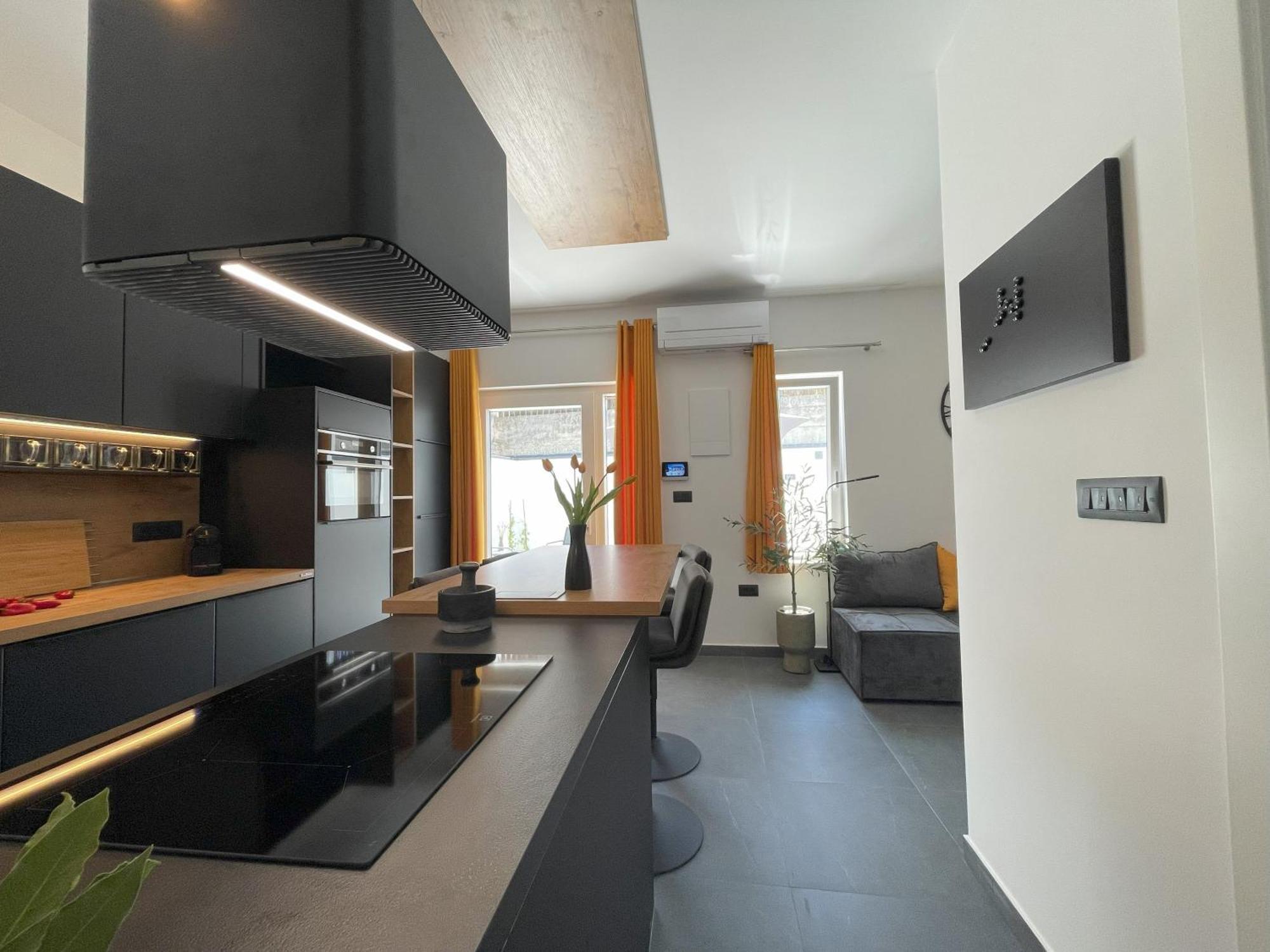 Valkane Beach Apartments プーラ エクステリア 写真